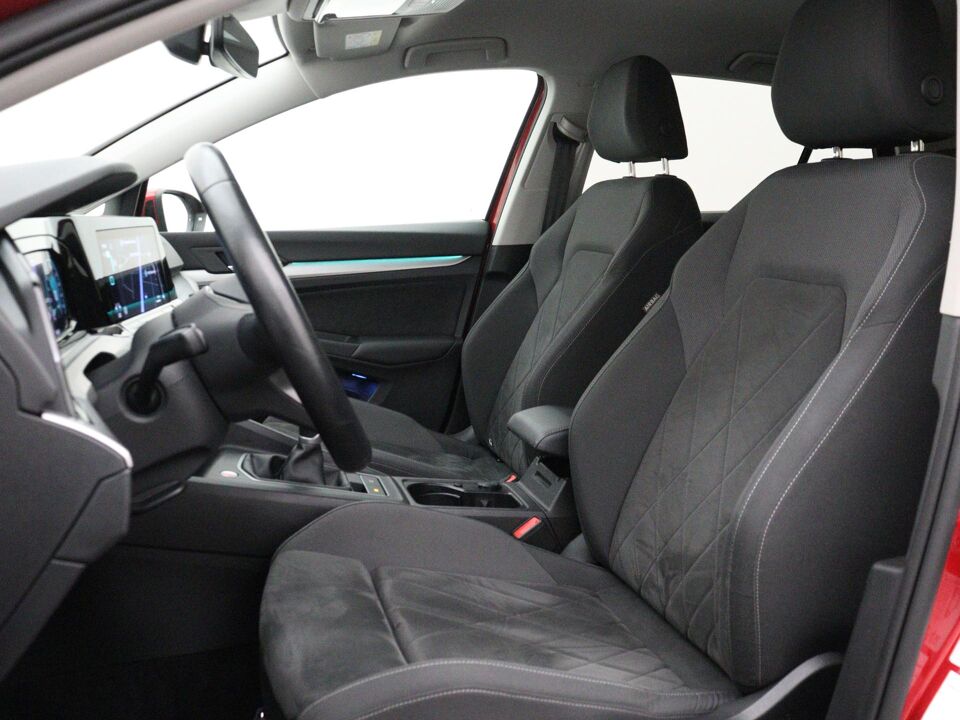 Volkswagen Golf 1.0 TSI Life Business
