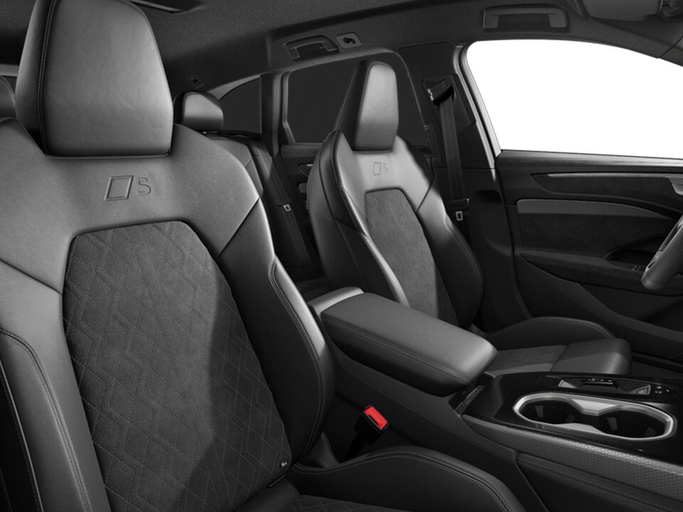 Audi A6 Avant S edition Competition 2.0 e-hybrid 270 kW / 367 PK