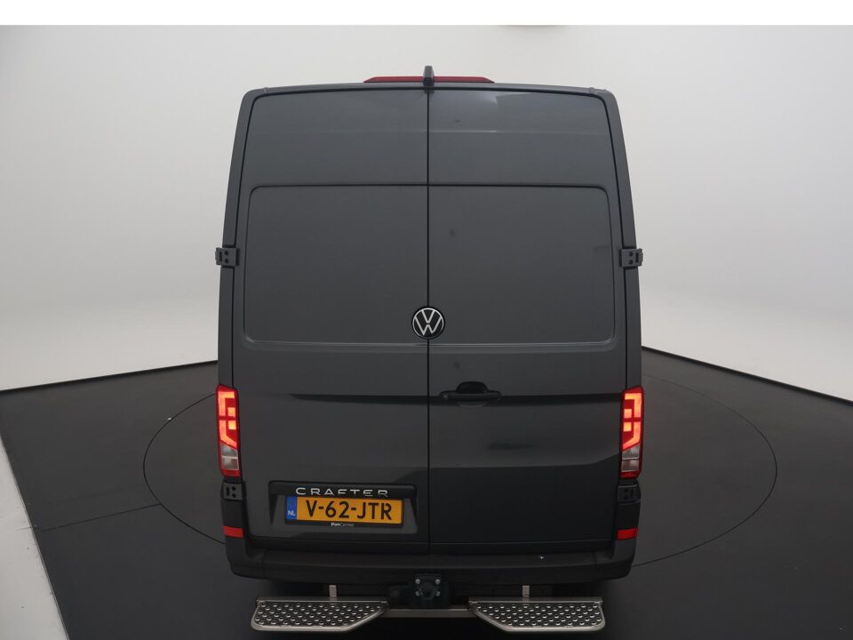 VW-Bedrijfswagens Crafter 35 2.0 TDI L3H2 Exclusive