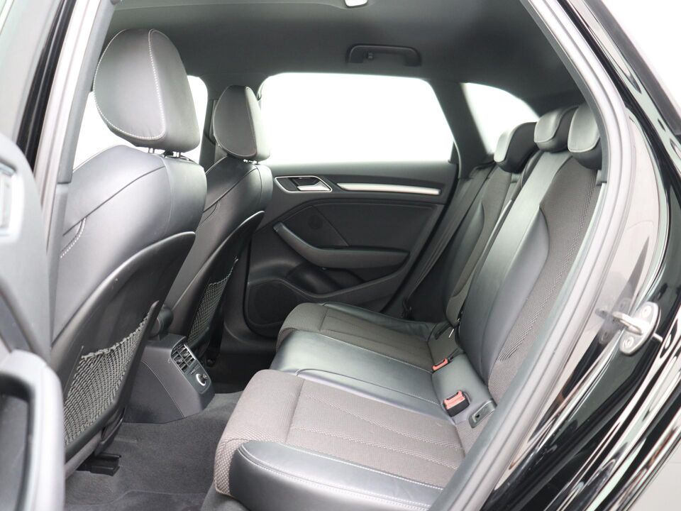 Audi A3 Sportback 30 TFSI Sport S-Line Edition
