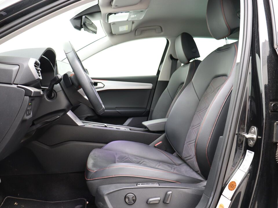 SEAT Leon Sportstourer 1.4 TSI eHybrid PHEV FR Business Intense