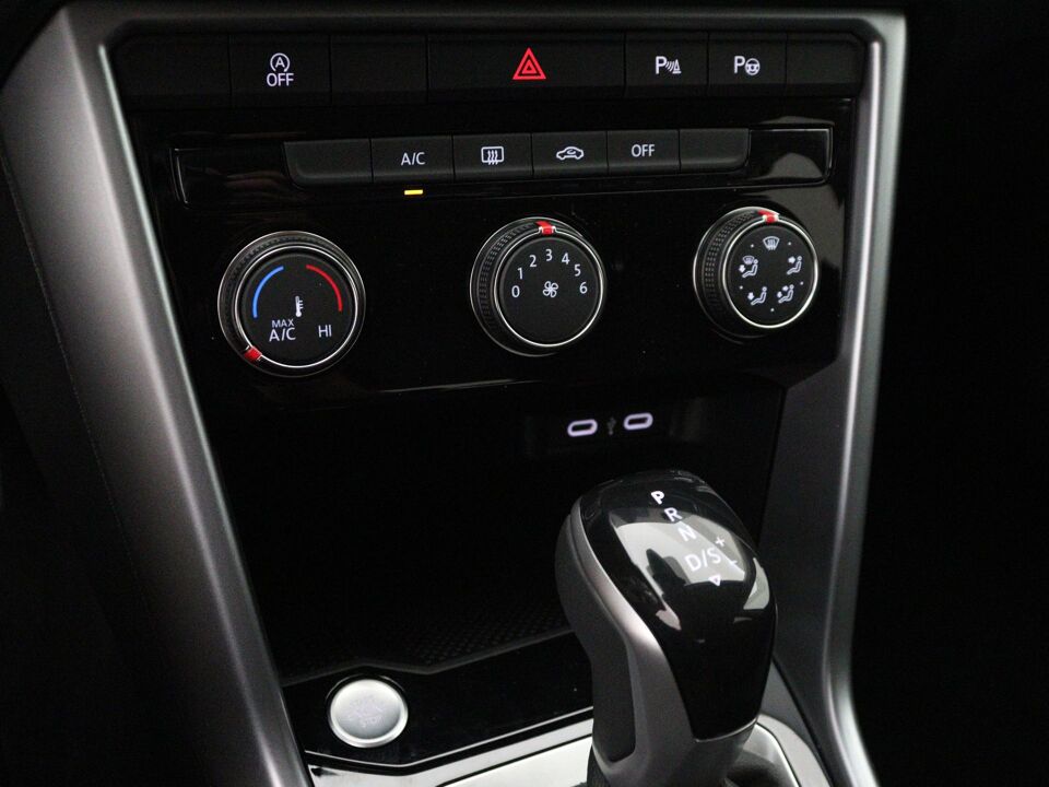 Volkswagen T-Roc Life Edition 1.5 TSI 110 kW / 150 PK