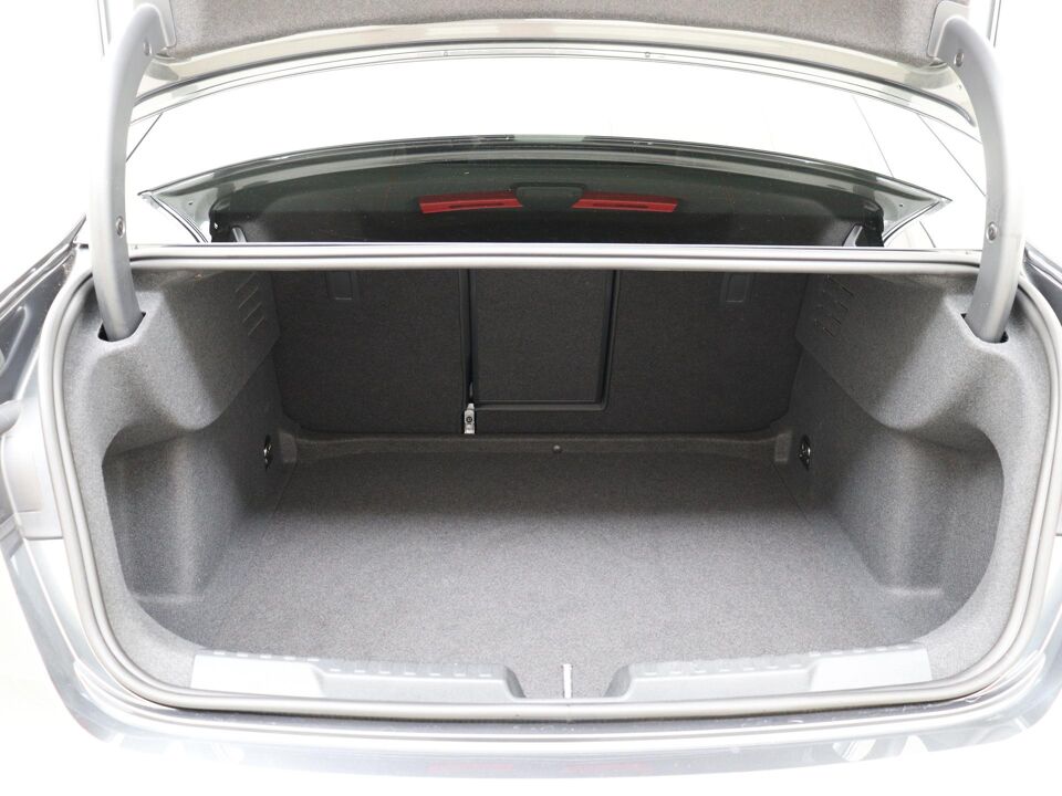 Audi A3 Limousine 30 TFSI S edition