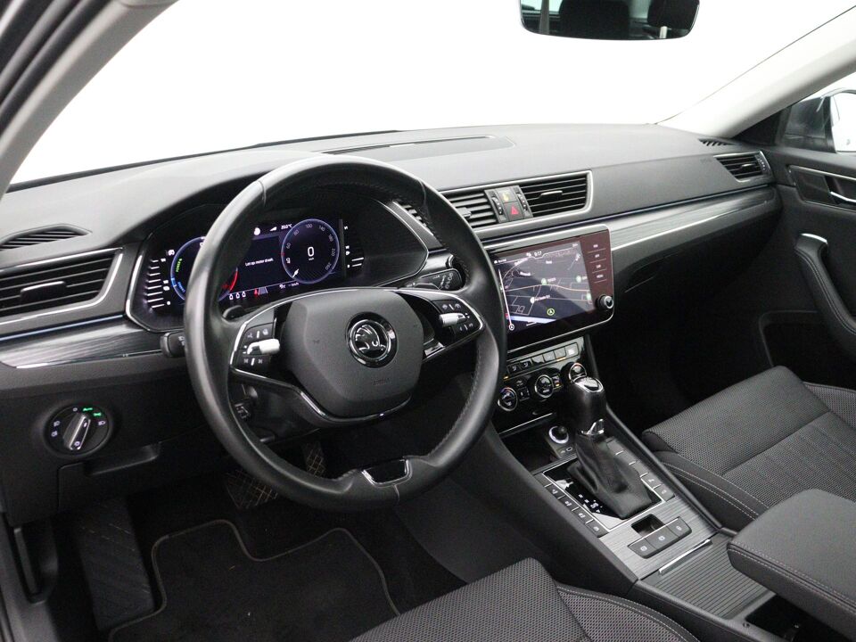 Škoda Superb Combi 1.4 TSI iV Business Edition Plus