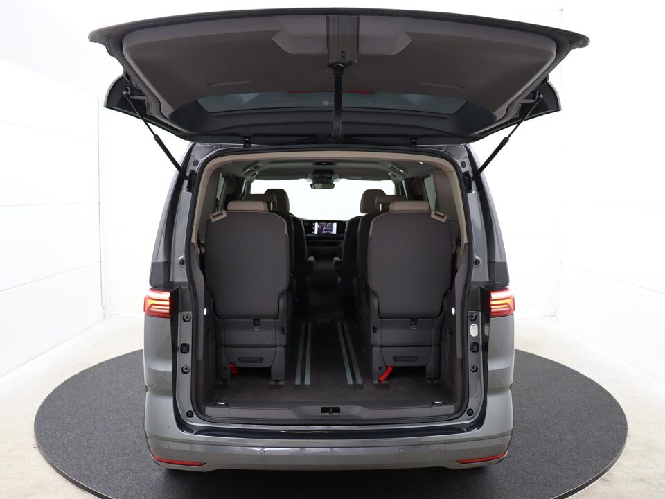 Volkswagen Multivan 1.4 eHybrid 218PK L1H1 Life