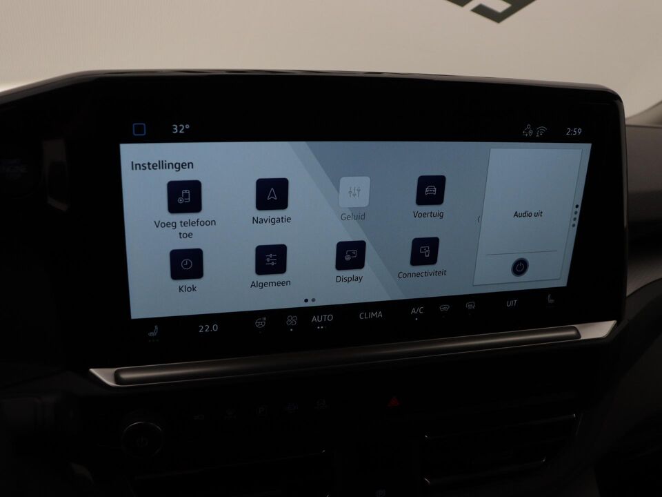 VW-Bedrijfswagens E-Transporter Bulli L2 210 kW / 286 pk