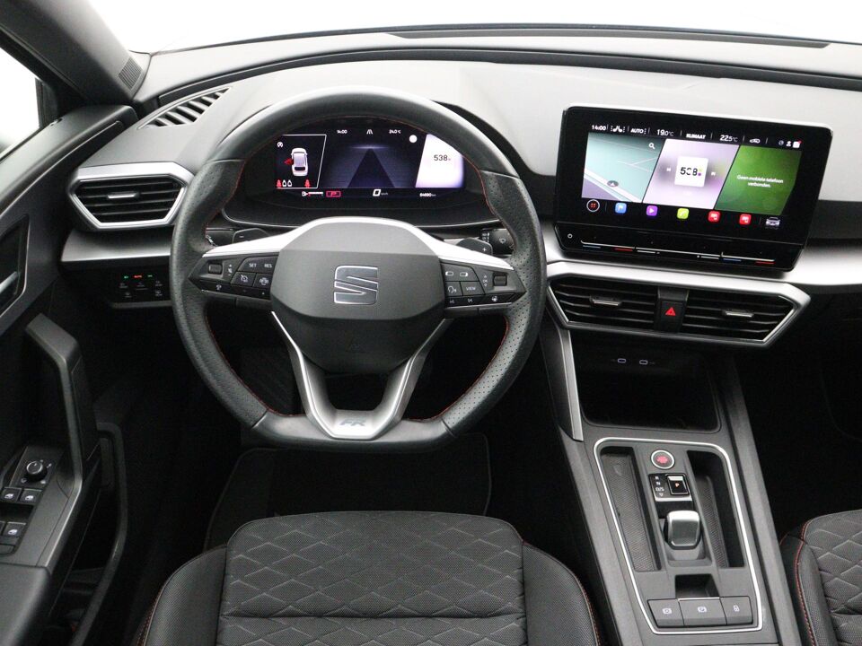 SEAT Leon Sportstourer 1.0 eTSI FR Business Intense