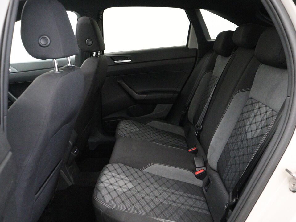 Volkswagen Taigo 1.0 TSI R-Line Business