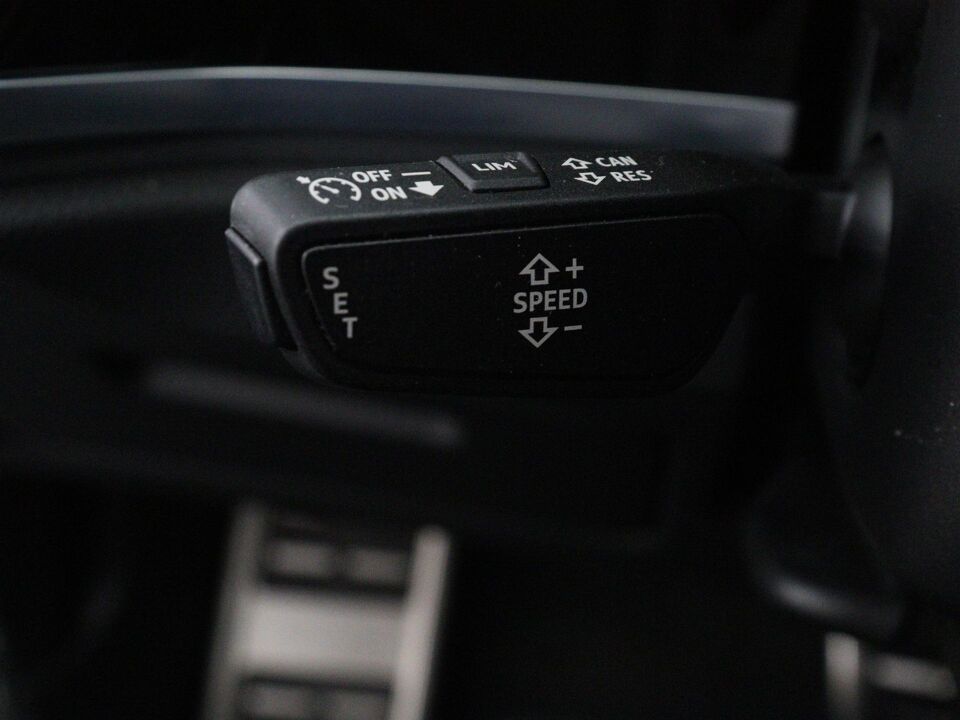 Audi Q3 35 TFSI S edition
