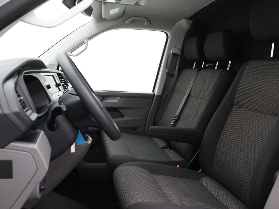 VW-Bedrijfswagens Transporter 2.0 TDI 150 PK L1H1 28 Comfortline