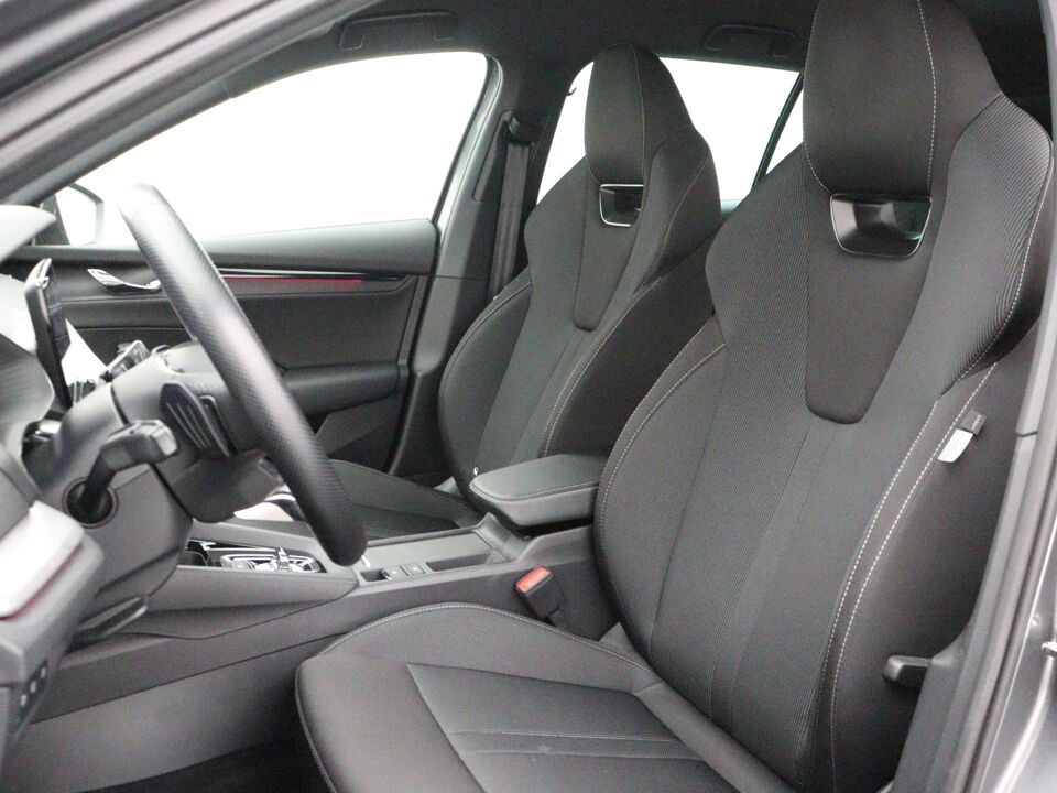 Škoda Octavia Combi 1.0 e-TSI Sport Business
