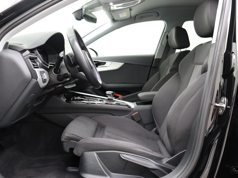 Audi A4 Avant 35 TFSI 150 PK Advanced Edition