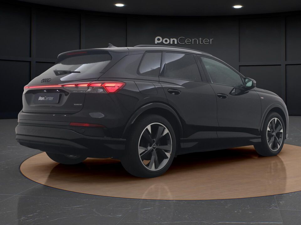 Audi Q4 e-tron S edition 45 210kW/286pk 82Kwh