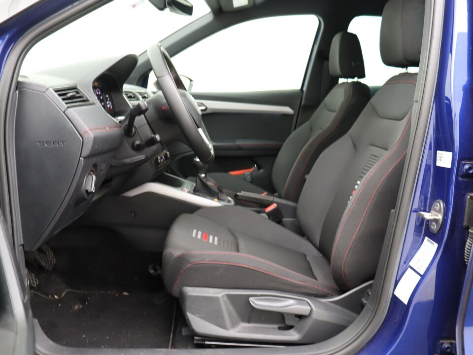 SEAT Arona 1.0 TSI FR Business Intense