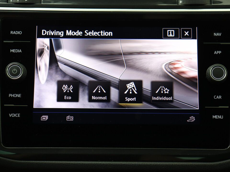 Volkswagen Tiguan 1.5 TSI 150 PK DSG Highline Business R