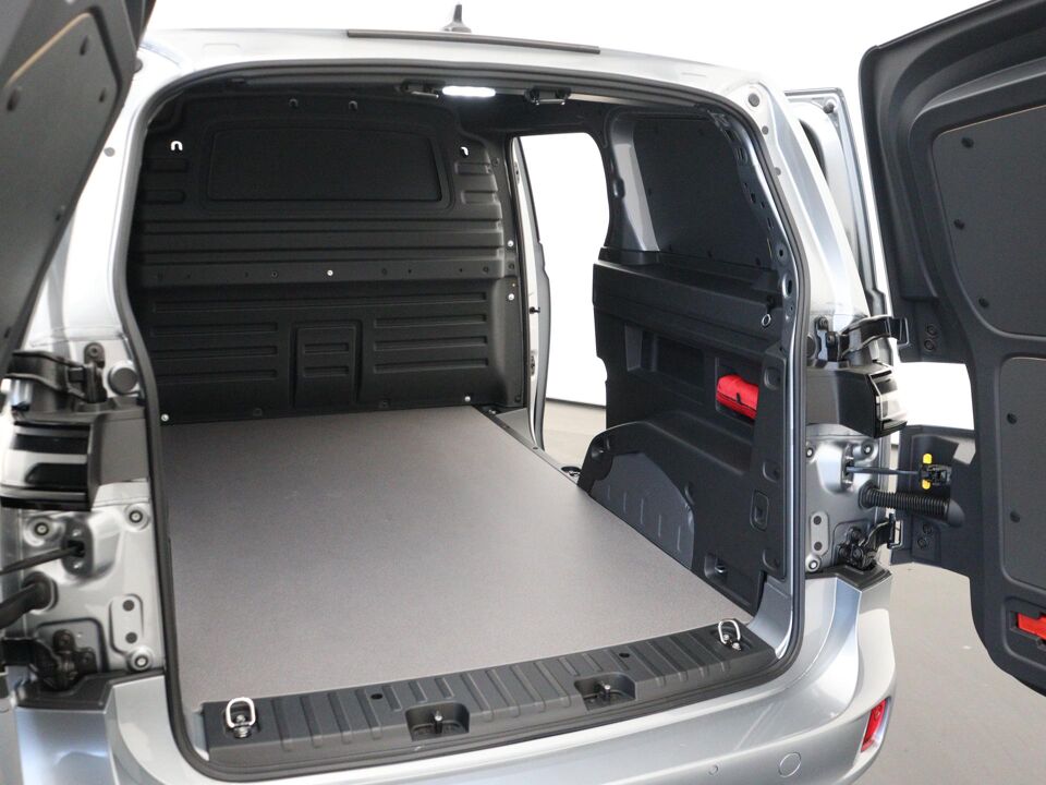 VW-Bedrijfswagens ID. Buzz Cargo Anniversary Edition 210 kW / 286 pk