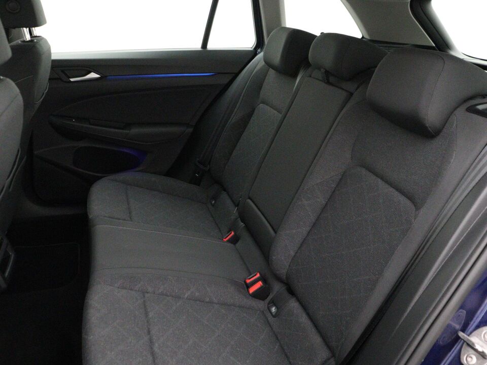 Volkswagen GOLF Variant 1.5 eTSI Life