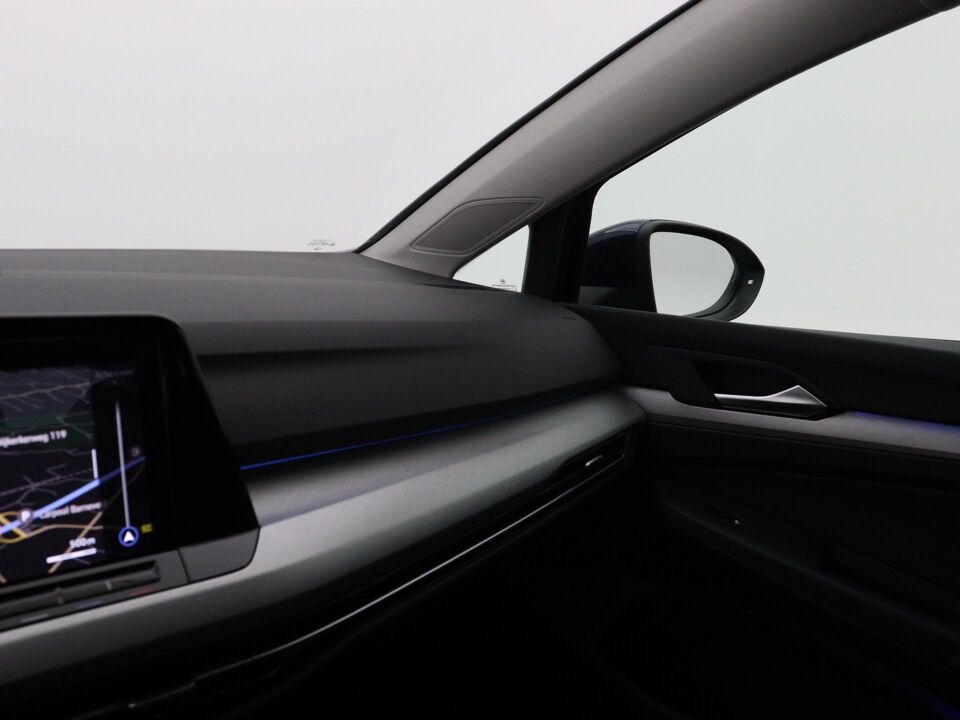 Volkswagen GOLF Variant 1.5 eTSI Life