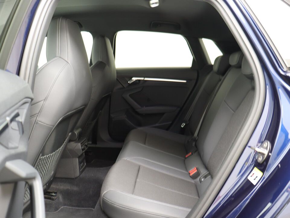 Audi A3 Sportback 45 TFSI e 245 PK S Edition Competition