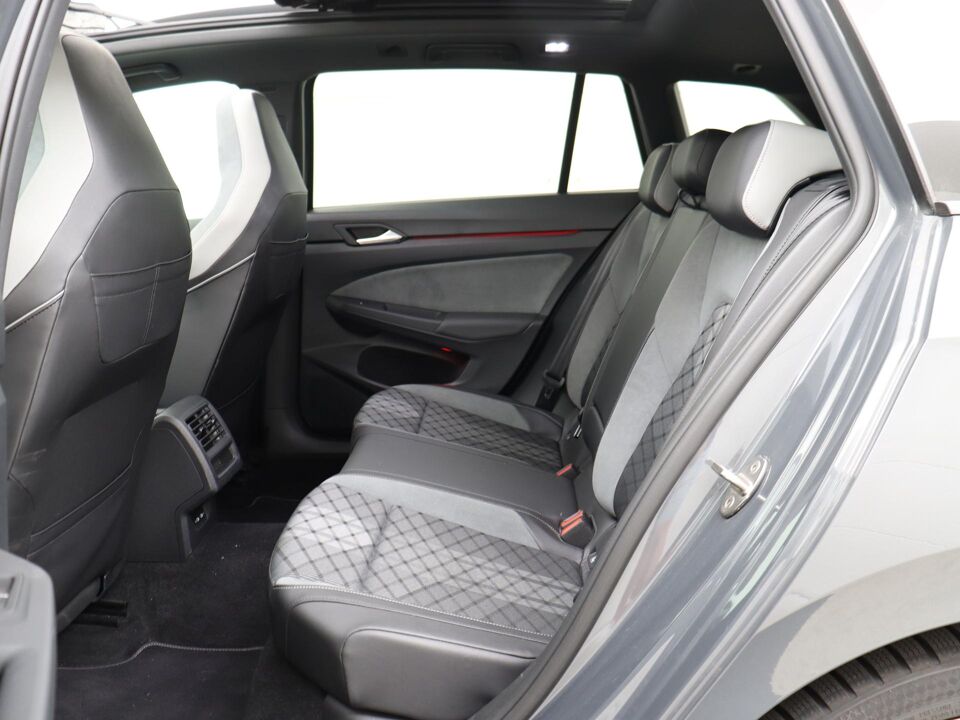 Volkswagen GOLF Variant 1.5 eTSI 150 PK DSG R-Line Business+