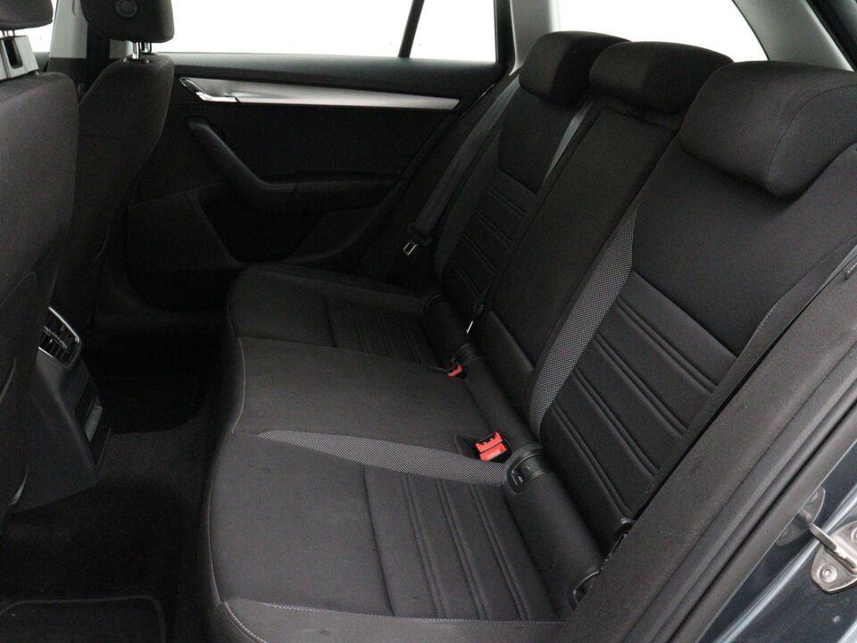 Škoda Octavia Combi 1.5 TSI 150 PK DSG Greentech Business Edition