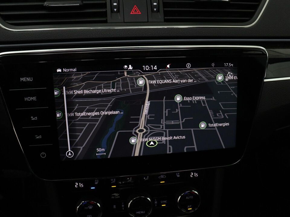 Škoda Superb Combi 1.4 TSI 218 PK iV Laurin & Klement