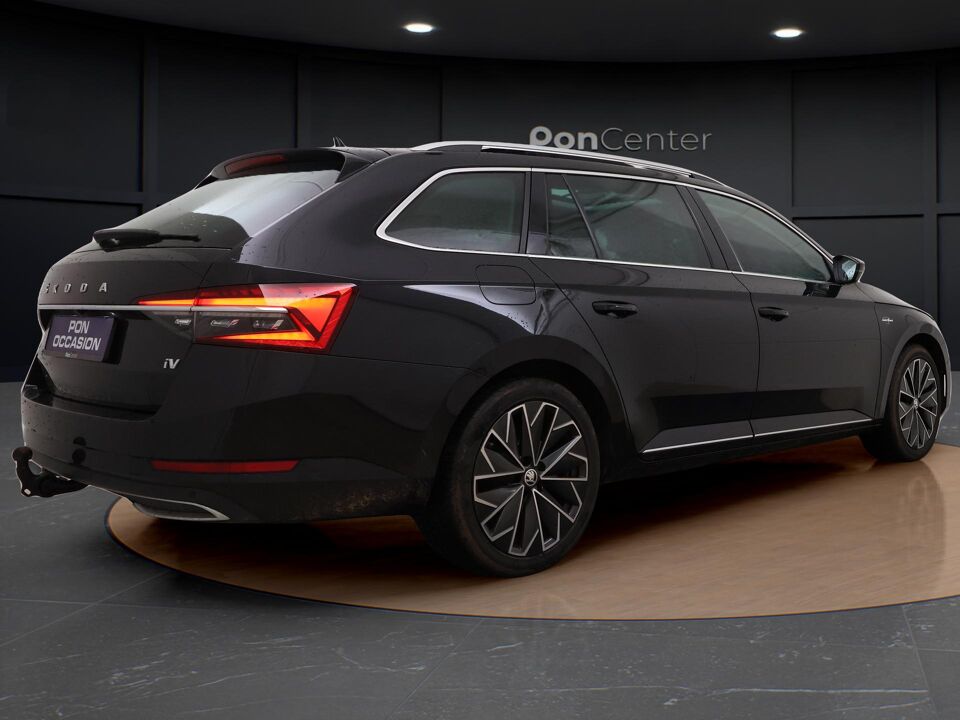 Škoda Superb Combi 1.4 TSI 218 PK iV Laurin & Klement