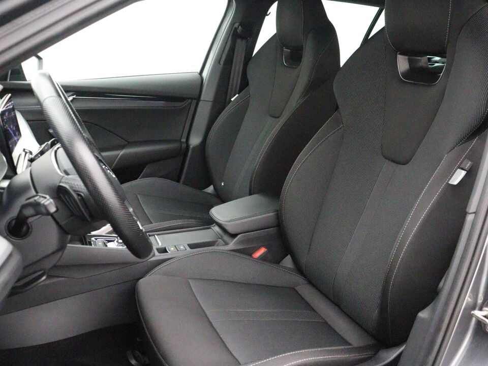 Škoda Octavia Combi 1.0 e-TSI Sport Business