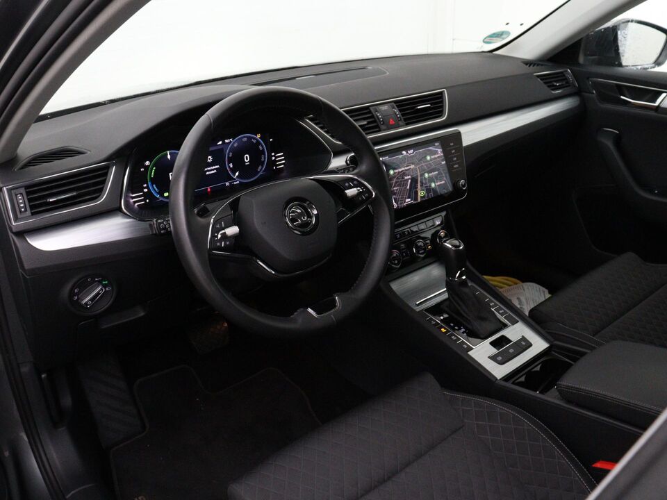 Škoda Superb Combi 1.4 TSI 218 PK iV Ambition