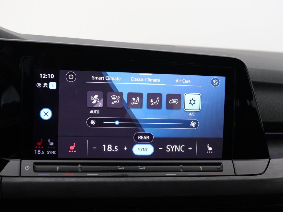 Volkswagen GOLF Variant 1.5 eTSI Style