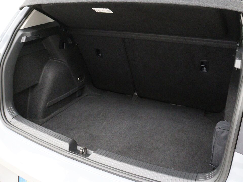 Volkswagen Golf 1.0 TSI Golf