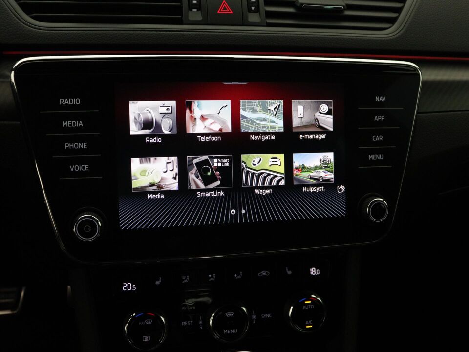 Škoda Superb Combi 1.4 TSI iV Sportline Business