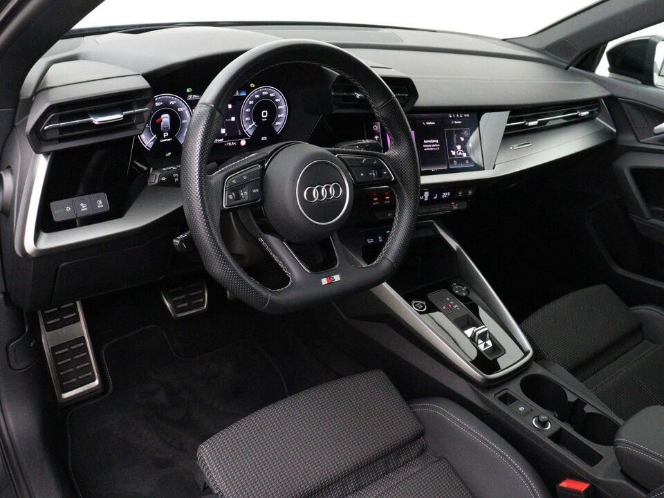 Audi A3 Sportback 45 TFSI e 245 PK S edition Competition