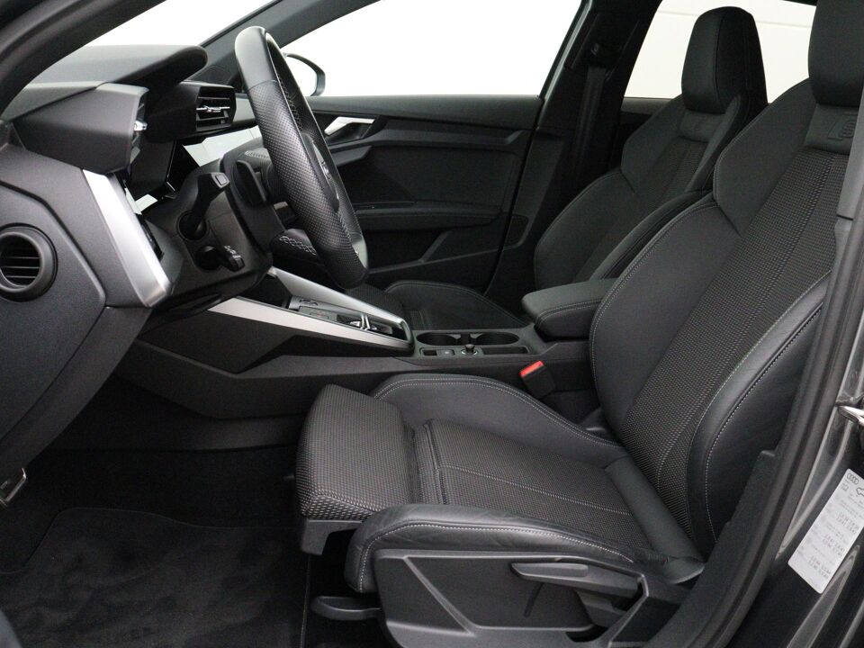 Audi A3 Sportback 45 TFSI e 245 PK S edition Competition