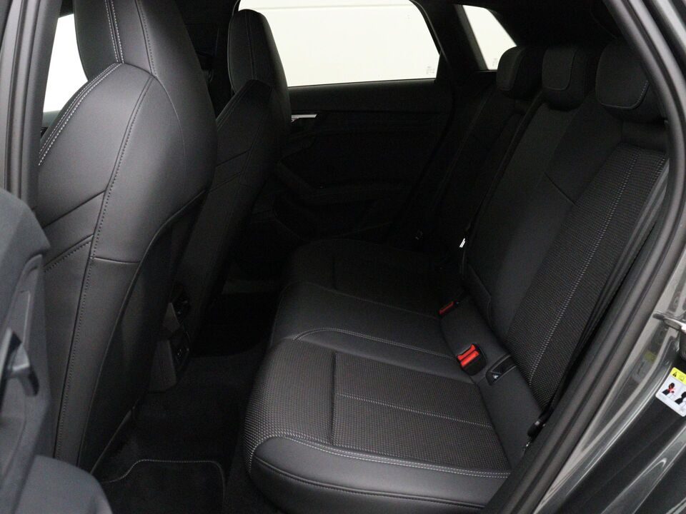 Audi A3 Sportback 45 TFSI e 245 PK S edition Competition