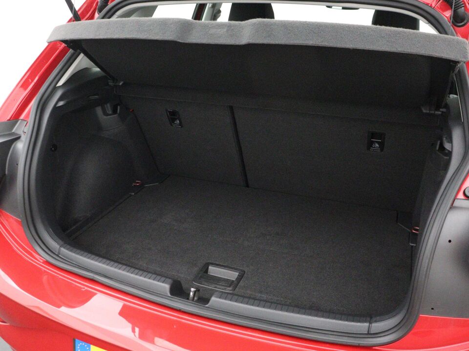 Volkswagen Polo 1.0 TSI Life Business