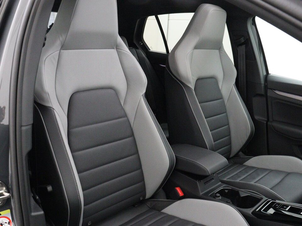 Volkswagen Golf 1.5 eHybrid GTE