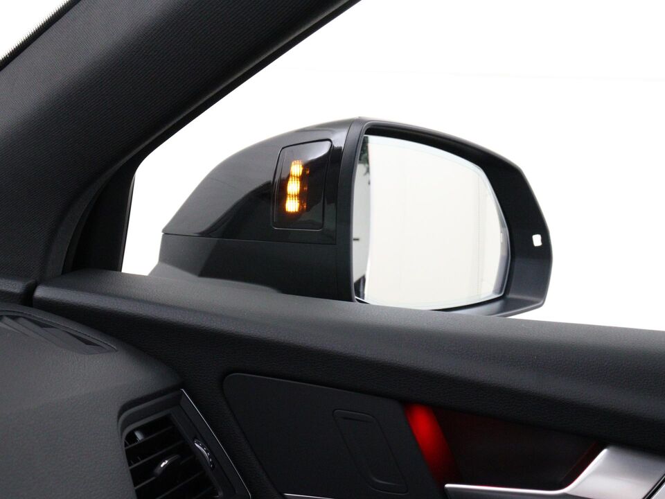 Audi Q5 50 TFSI e 299 PK Advanced Edition