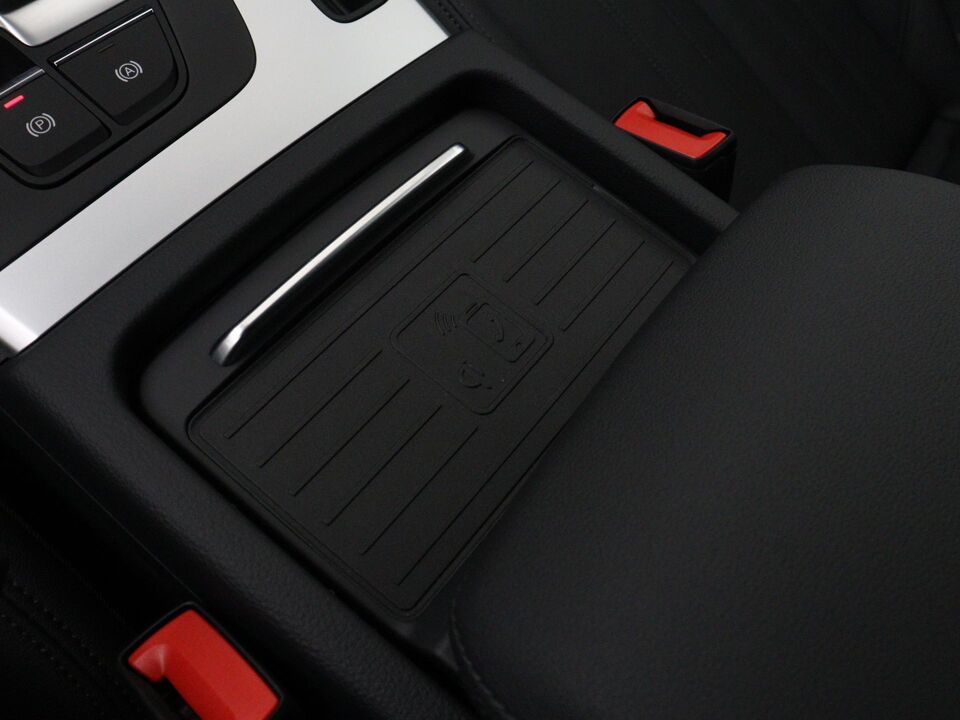 Audi Q5 50 TFSI e 299 PK Advanced Edition