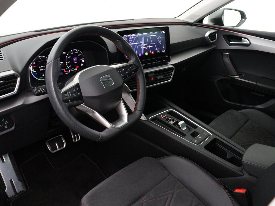 SEAT Leon Sportstourer 1.4 TSI eHybrid PHEV FR Business Intense