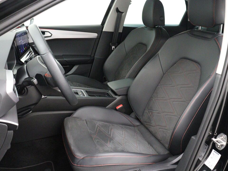 SEAT Leon Sportstourer 1.4 TSI eHybrid PHEV FR Business Intense