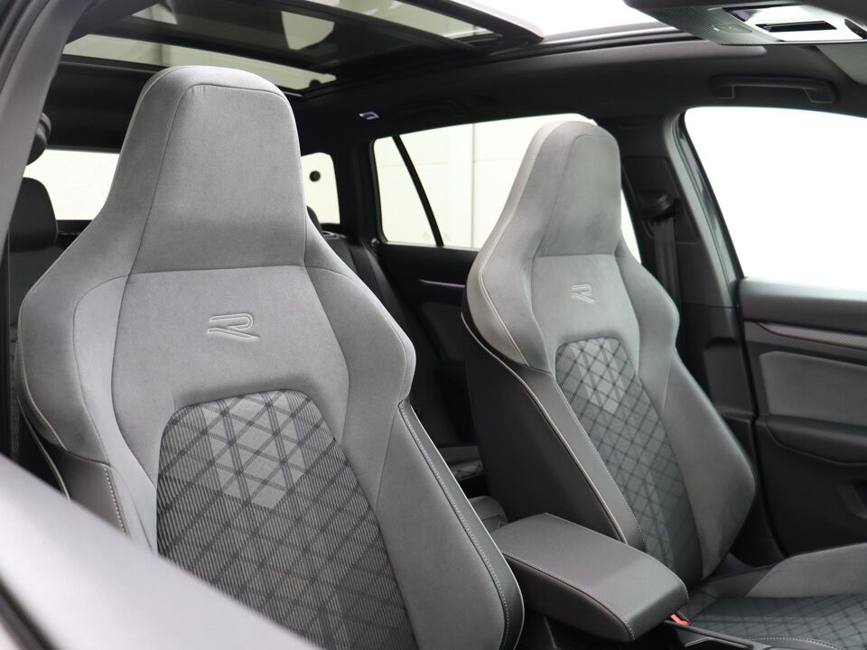Volkswagen GOLF Variant 1.5 eTSI 150 PK DSG R-Line Business+