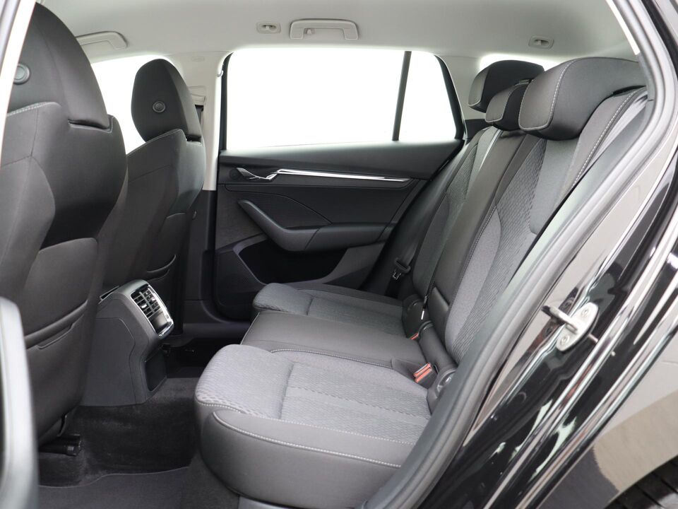 Škoda Octavia Combi 1.4 TSI 204 PK iV PHEV Business Edition Plus