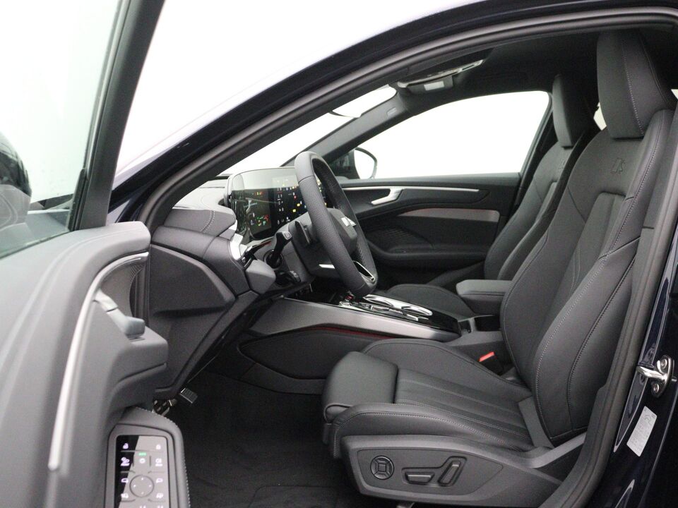 Audi A6 Avant S edition 2.0 e-hybrid 220 kW / 299 PK