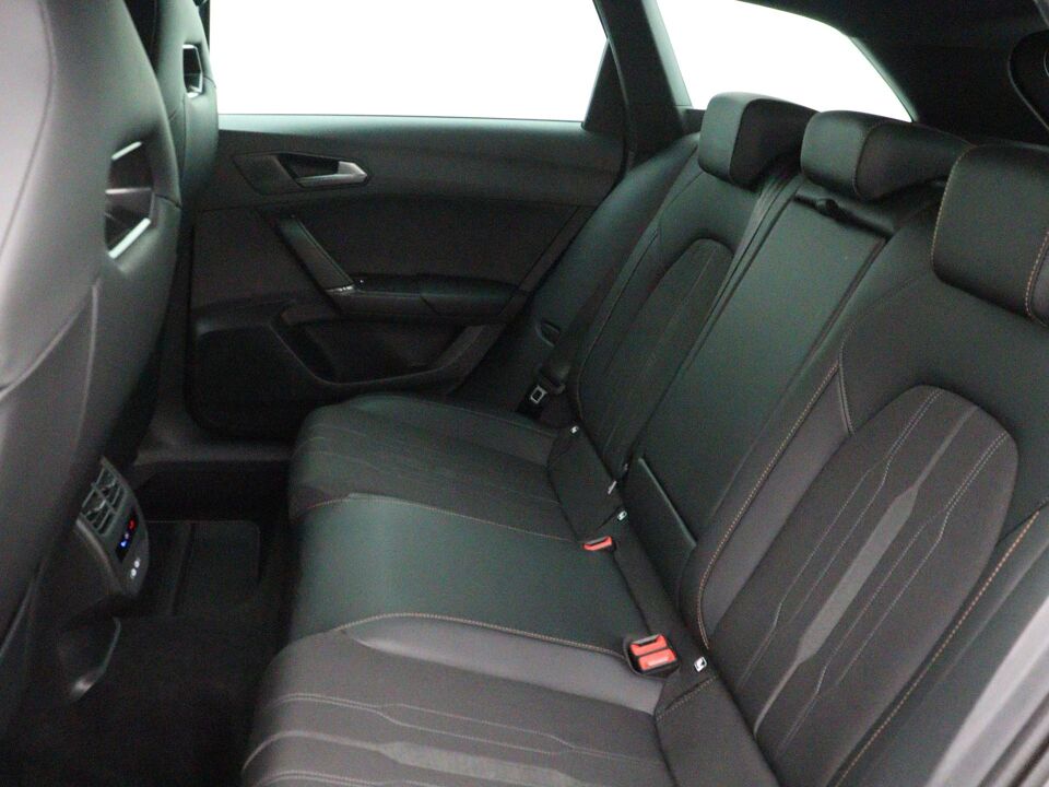 CUPRA Leon 1.4 e-Hybrid Business