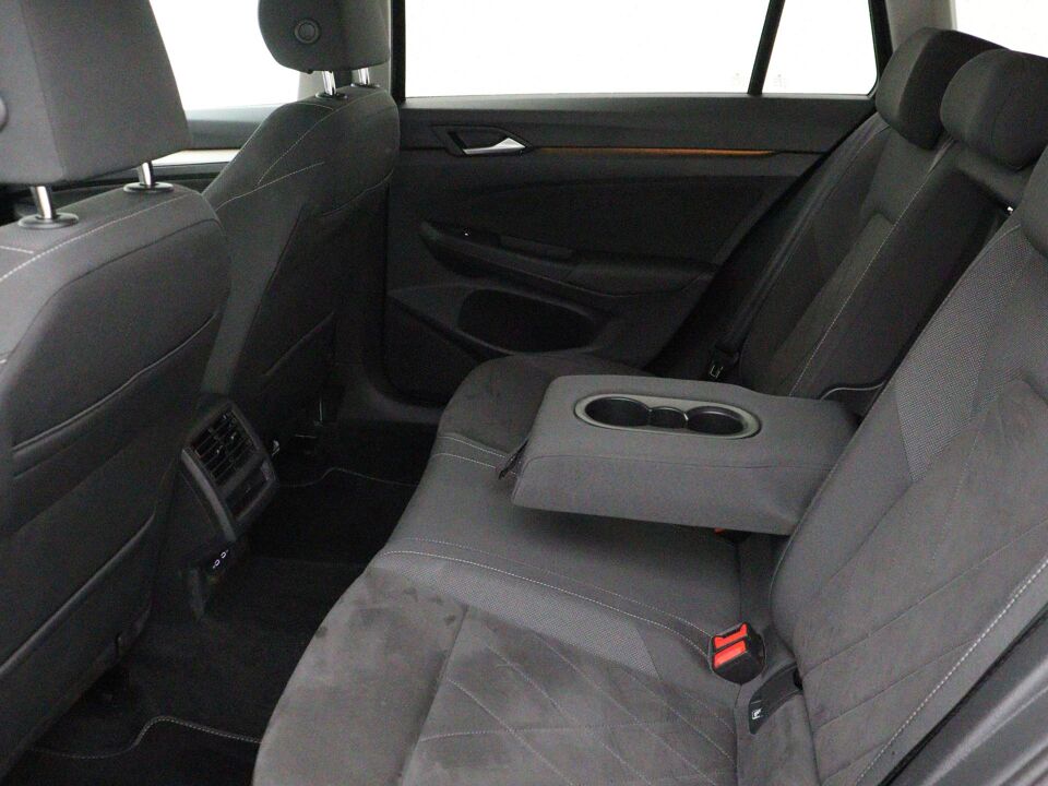 Volkswagen GOLF Variant 1.0 TSI Life Business