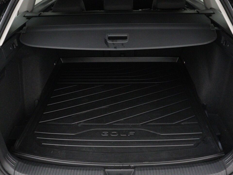 Volkswagen GOLF Variant 1.0 TSI Life Business