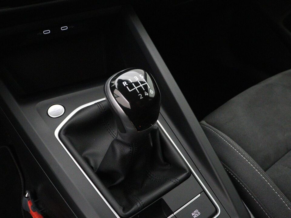 Volkswagen GOLF Variant 1.0 TSI Life Business