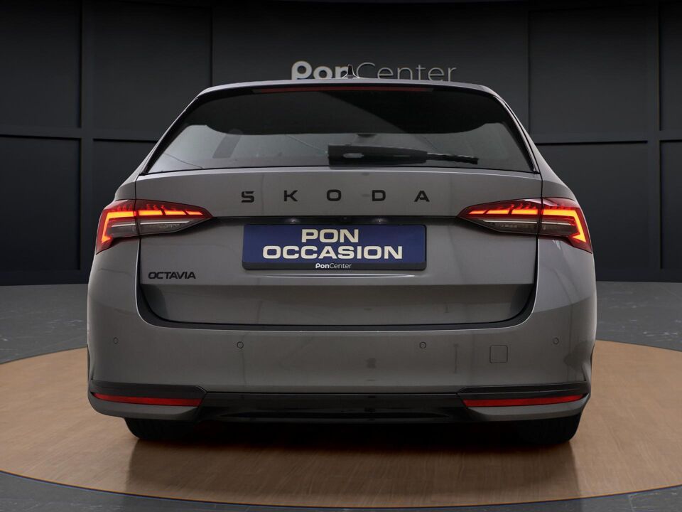 Škoda Octavia Combi 1.5 TSI 150 PK DSG Sportline Business