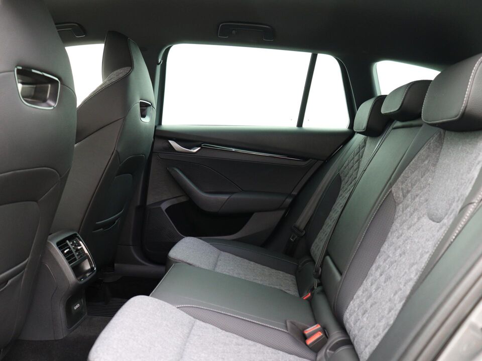 Škoda Octavia Combi 1.5 TSI 150 PK DSG Sportline Business
